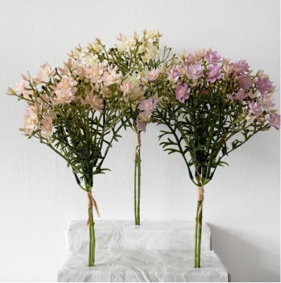 White Tuberose Bud Bundle 35cm