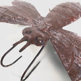 Rusty Bee Pot Decoration 20cm