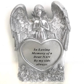 Nan Praying Angel Heart 18cm