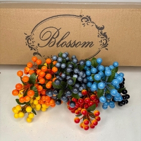 Berry & Leaf Bush 30cm